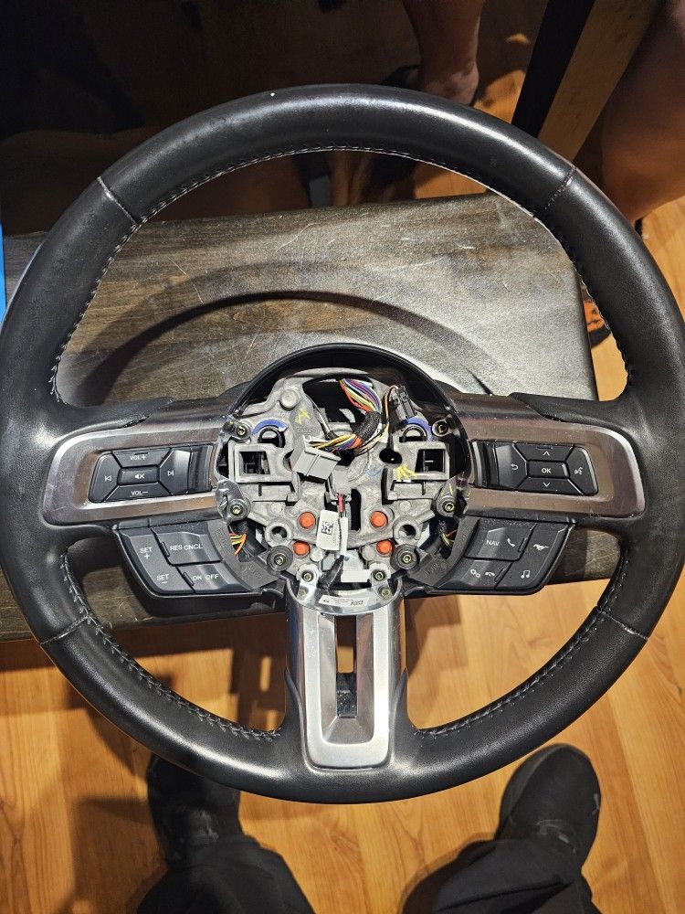 2019 Mustang Steerimg Wheel