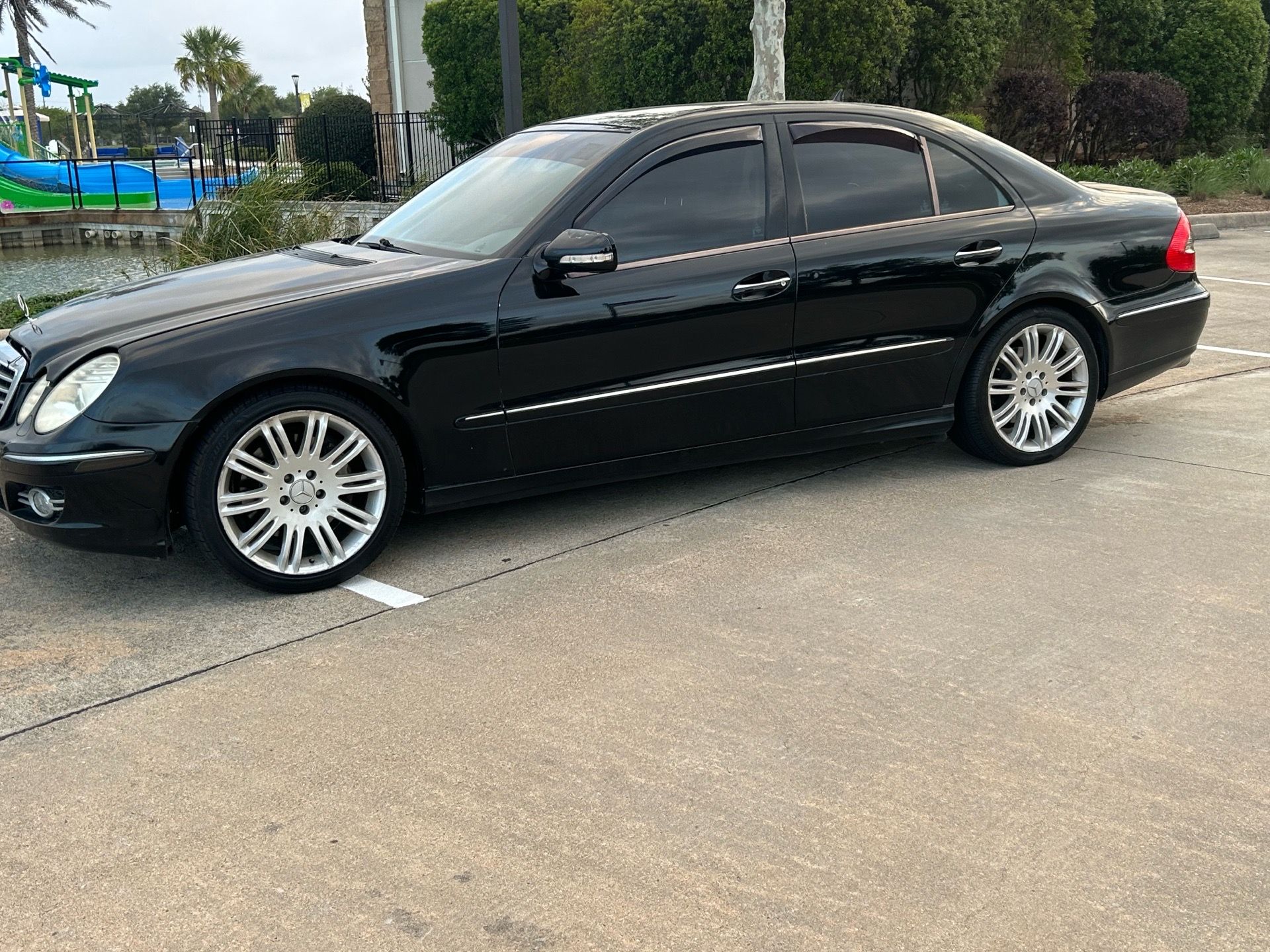 2008 Mercedes Benz Parts-(RUNS GOOD)