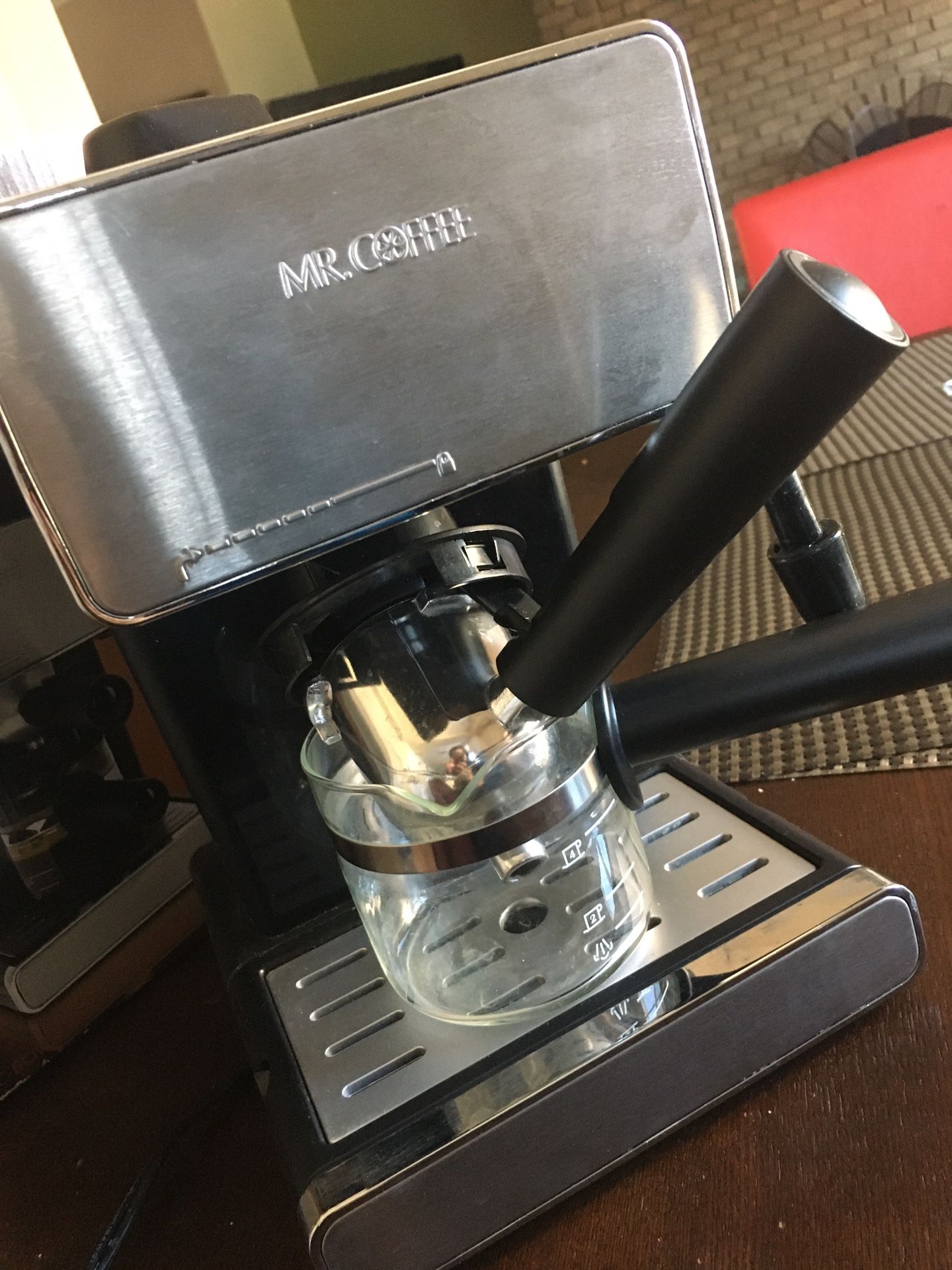 Me. Coffee Steam Expresso and Coffee Maker