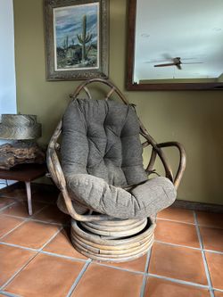 Vintage Swivel Rocker Thick Wicker