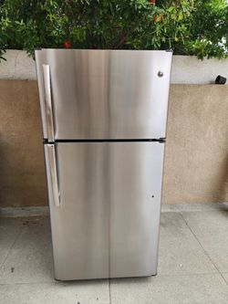 GE Fridge Silver 21cu ft 33x31x66🛑👍3 MONTHS WARRANTY