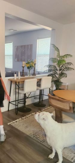 Tall wall table  and 2 barstools
