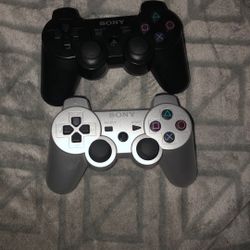 2 Fake Ps3 Controllers Working Just Cheaply Made
