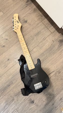 Beginner 30” Electric Guitar with Gig Bag – Great for Kids or Beginners