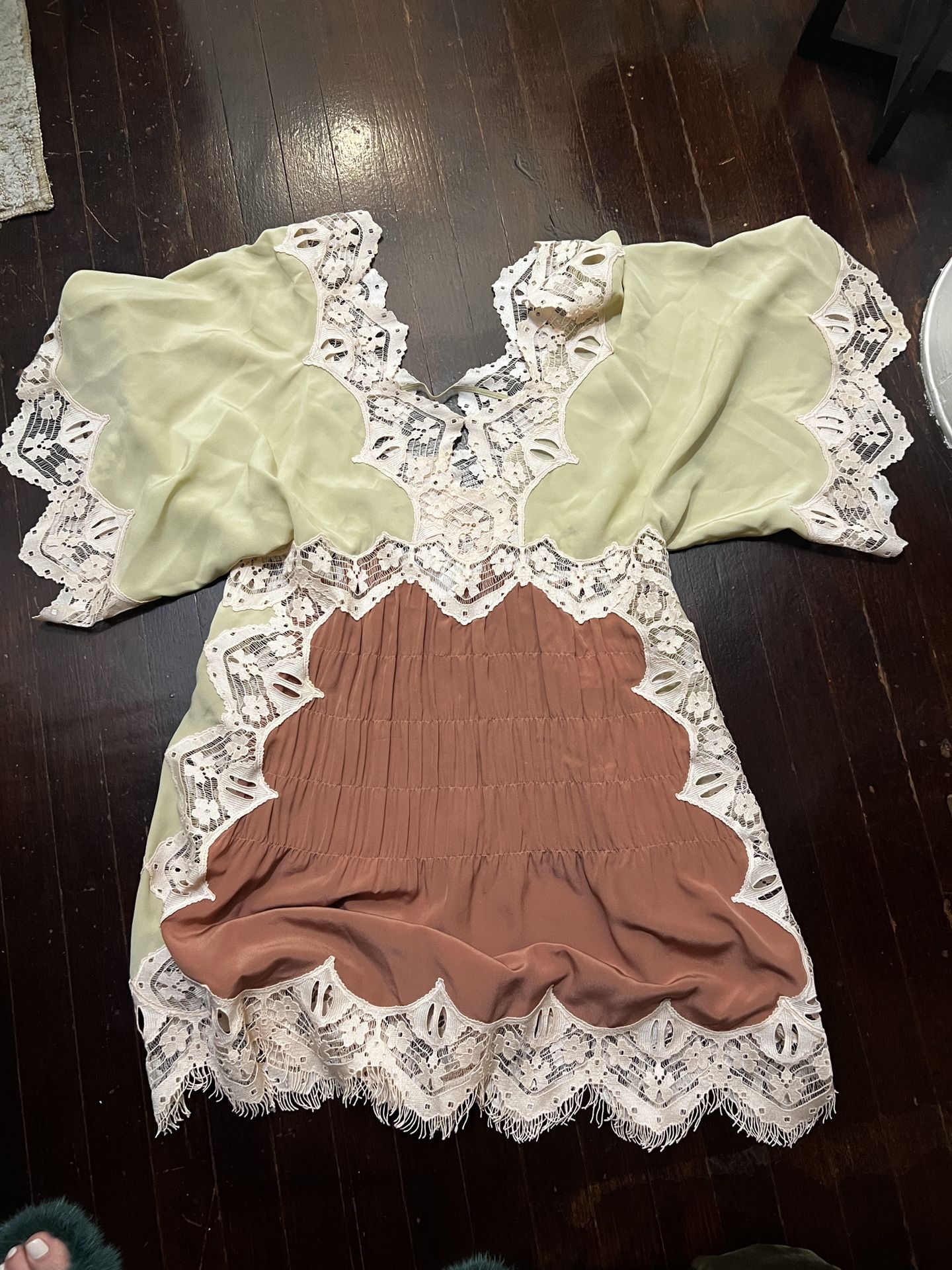 Chloe Lace Top
