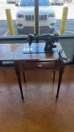 1951 Singer Sewing Machine