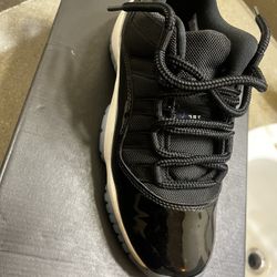 Jordan 11s