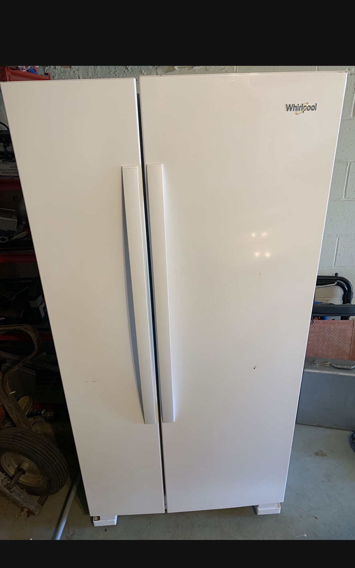 Whirlpool 33-inch Wide Side-by-Side Refrigerator - 22 cu. ft.