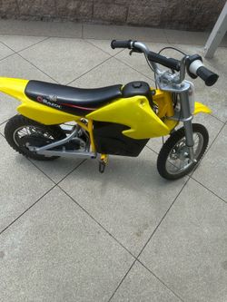 Razor electric dirt bike