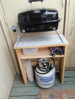 Nice propane tank with grill full tank of propane