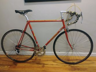 Guerciotti 57 cm W Campagnolo Brakes And Derailleurs 