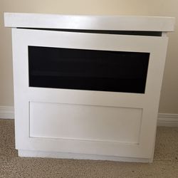 Tv stand