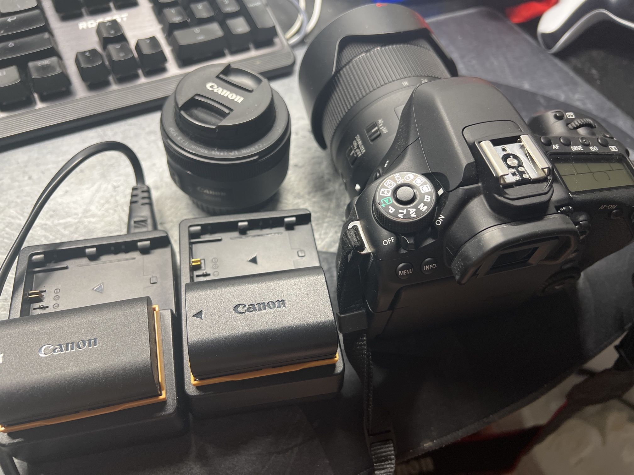 Canon EOS 80D DSLR Kit + 50mm f/1.8 + Extra Battery + 128GB SD + Bag – Great Condition!