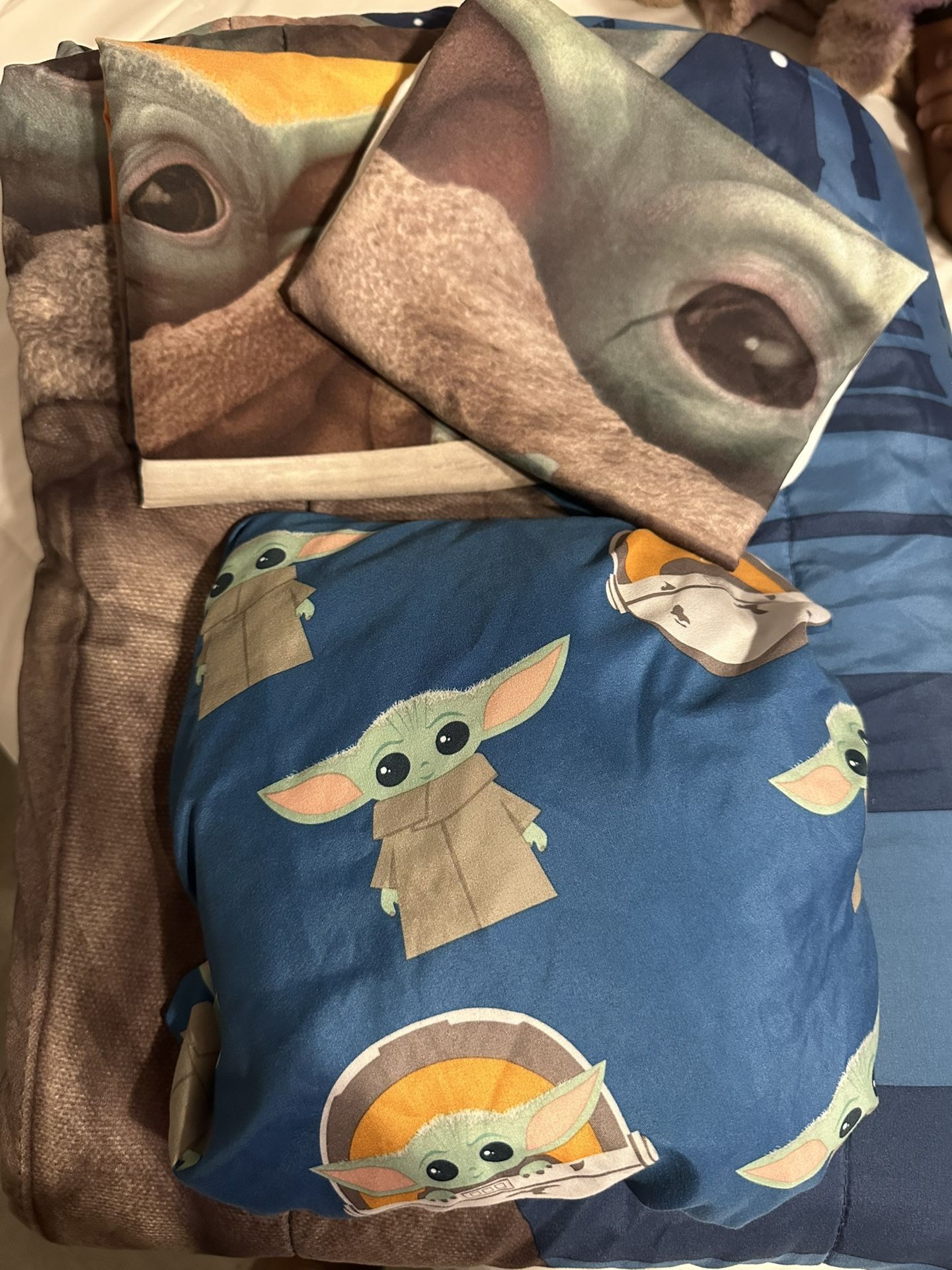 Baby Yoda Twin Size Bed Set