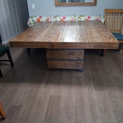 Dinning Room Table 