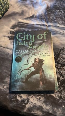 City of Fallen Angels by Cassandra Clare