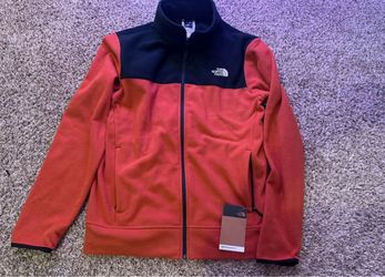 The north face men’s fleece