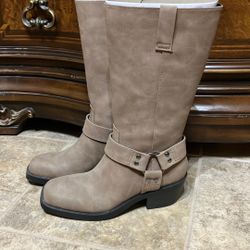 Women’s Boots 