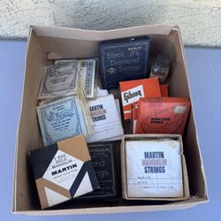 Incredible Box Lot of Vintage Mandolin Strings – Gibson / Martin / Black Diamond / La Bella