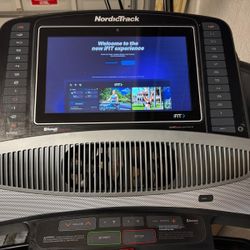 Nordic track Treadmill 