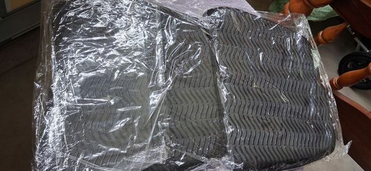 2  Kayak Cushions