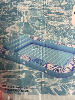 Good size floating pool mattress