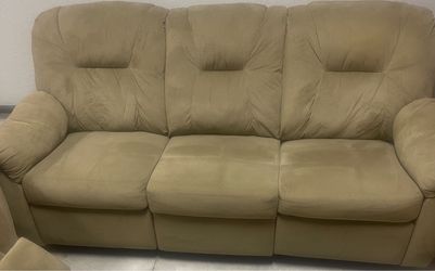 Matching 2-Piece Reclining Sofa & Loveseat Set