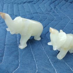 Onyx Elephants