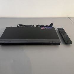 SONY DVD Player With Remote 