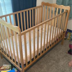 Baby Crib And Mattress 