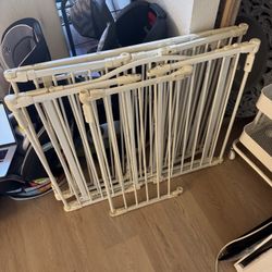 Baby Gate Expanding And Folding