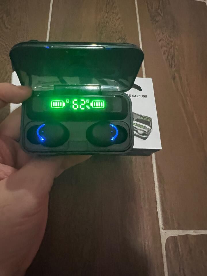 Wireless Earbuds