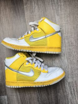 Used Yellow High Nikes