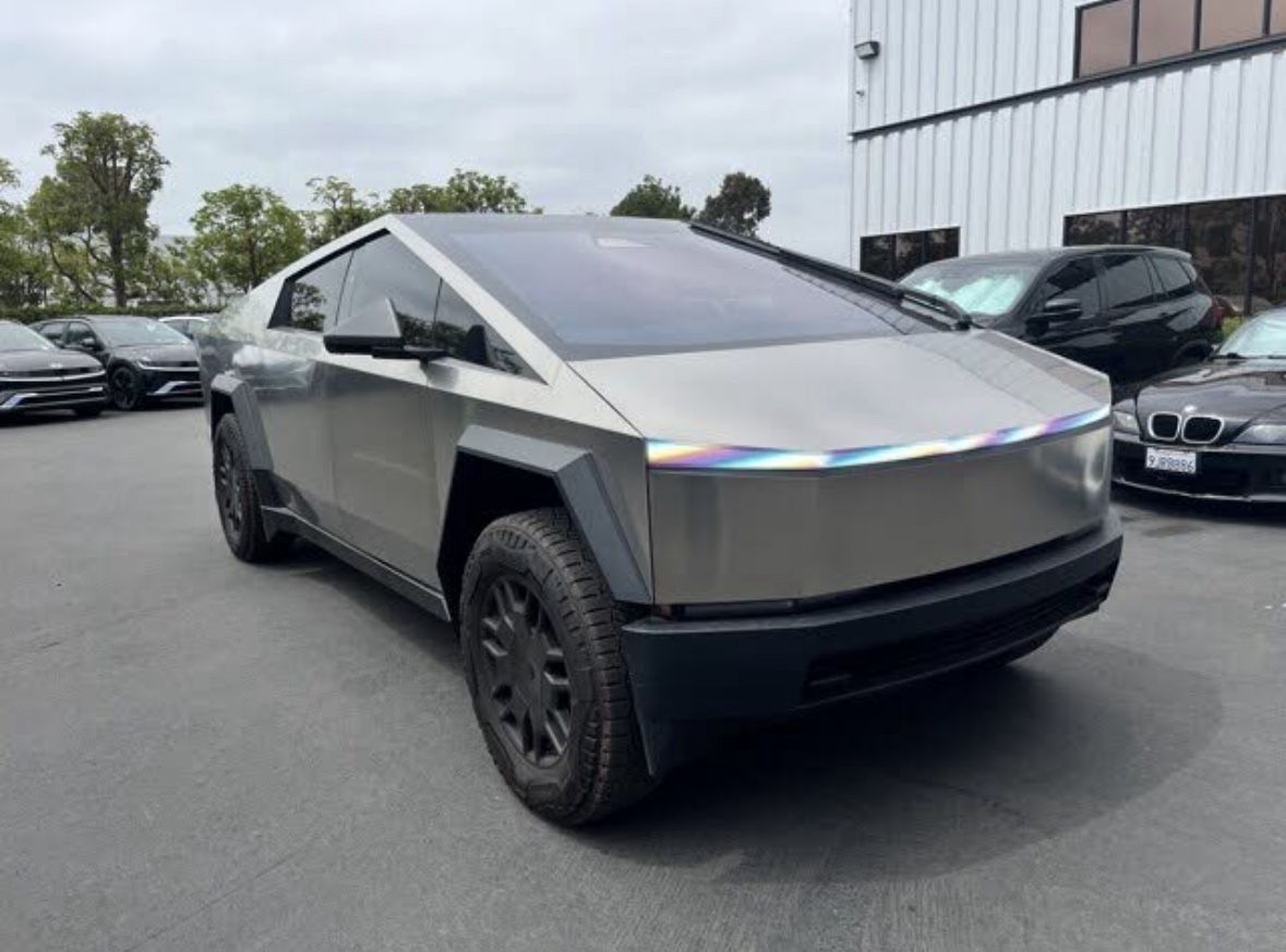 2024 Tesla Cybertruck