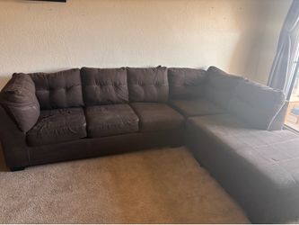Sectional with left chaise and pull out