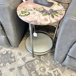 Accent Table 