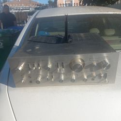 Gold Star Stereo Amplifier