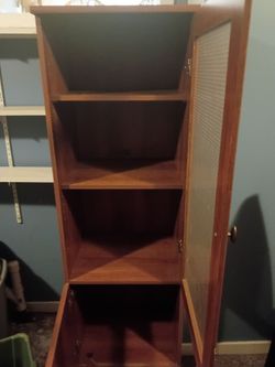 Set of 2 Brown cabinets