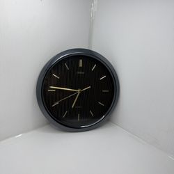 RARE VINTAGE SUNBEAM QUARTZ WALL CLOCK-- MODEL NO. (contact info removed)