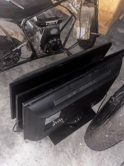 Flat Screen TVs black