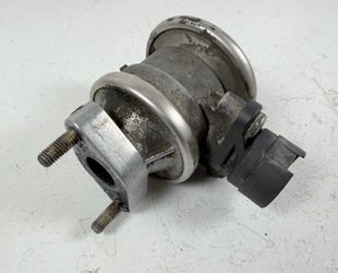 BMW E39 540i E38 740i Secondary Air Line EGR Valve