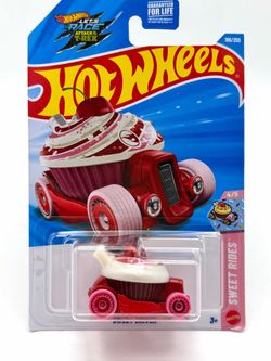 (TREASURE HUNT) Hot Wheels 1:64 Scale Diecast Model - SWEET DRIVER
