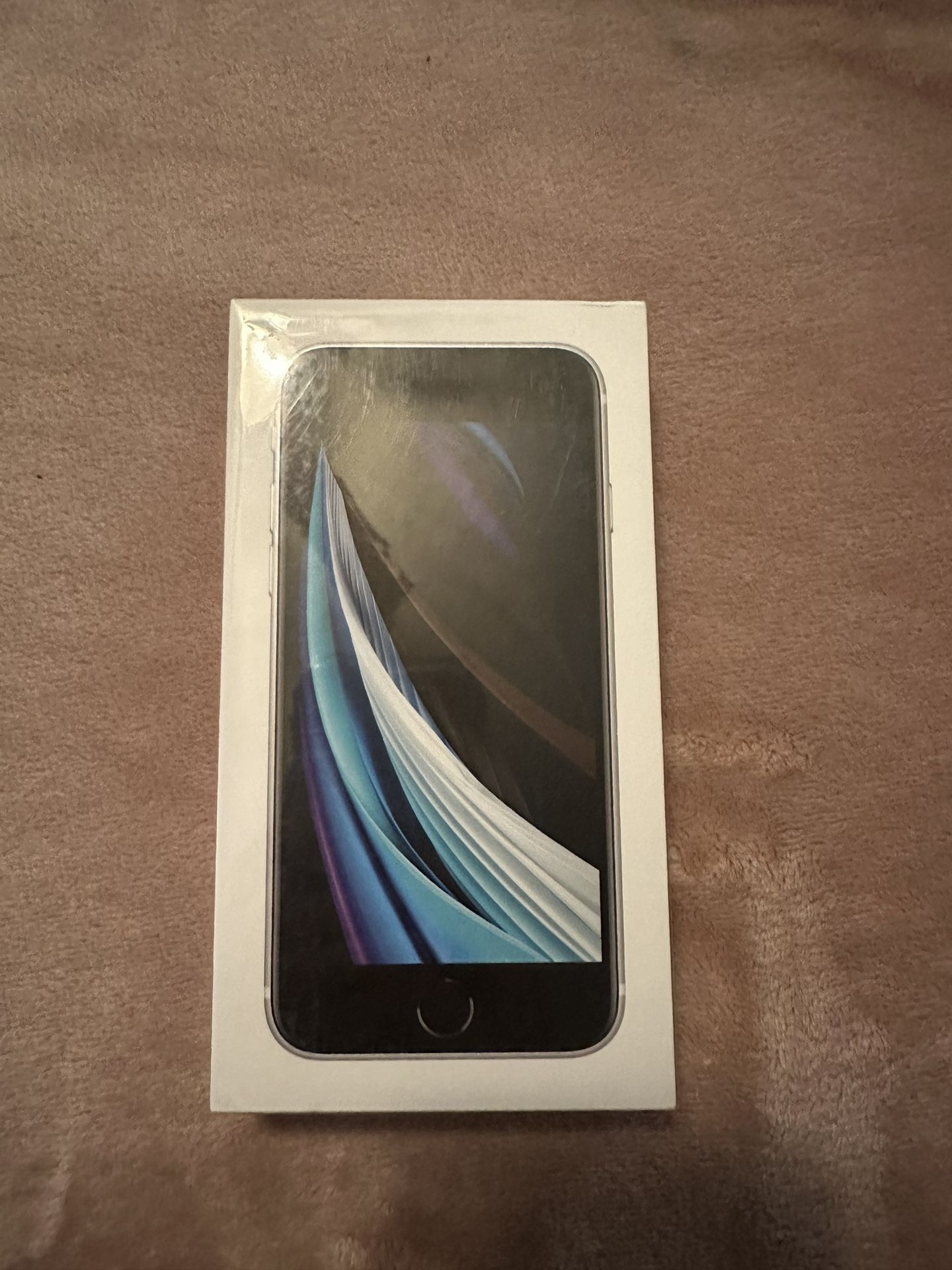 New iPhone SE 64 GB White Unlocked