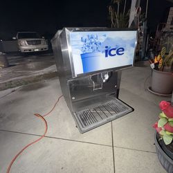Servend Ice machine