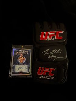 Tony Ferguson Signed UFC Glove & Topps Auto Card Bundle