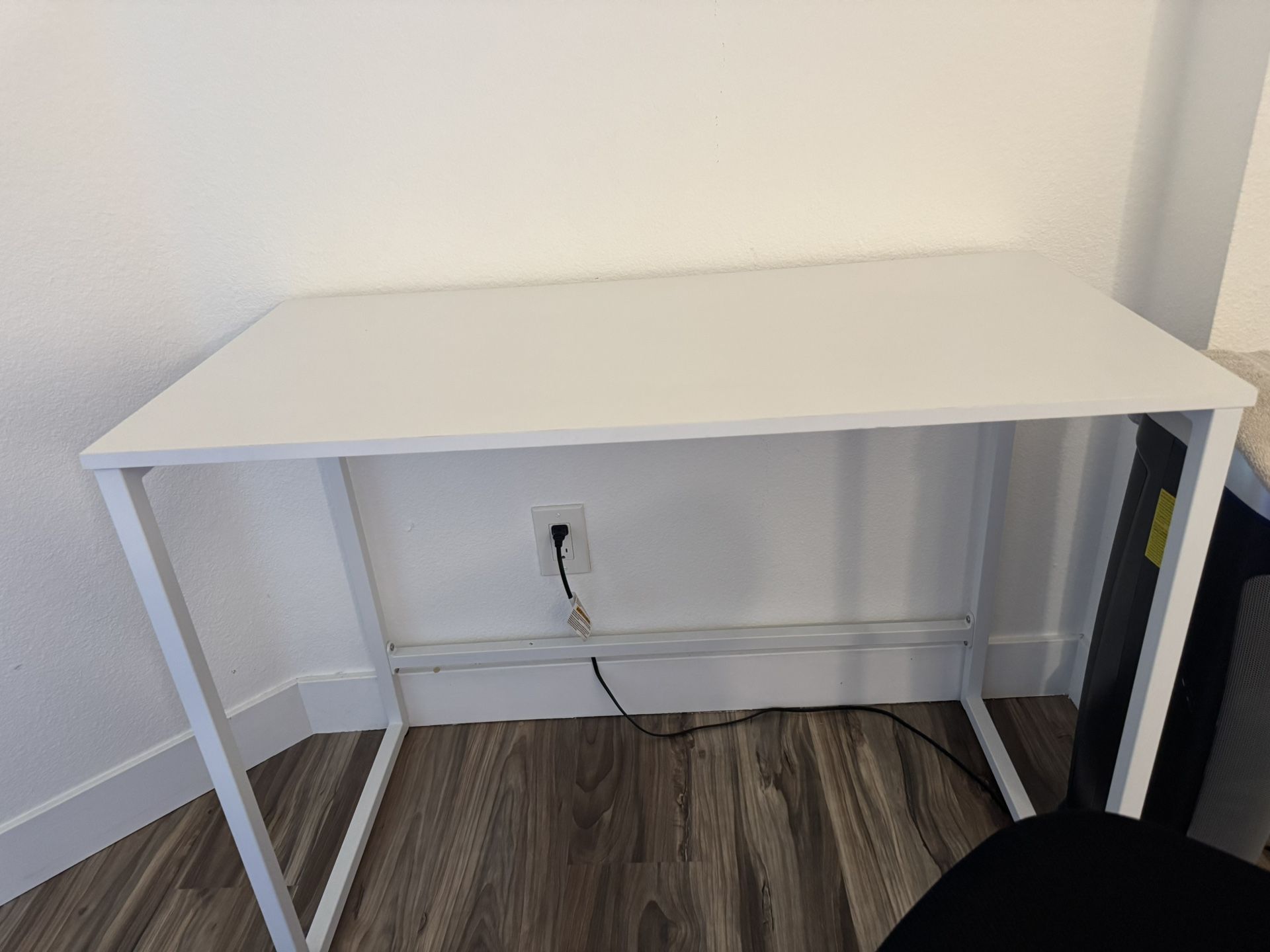 White Pottery Barn Desk/Table (Like new)