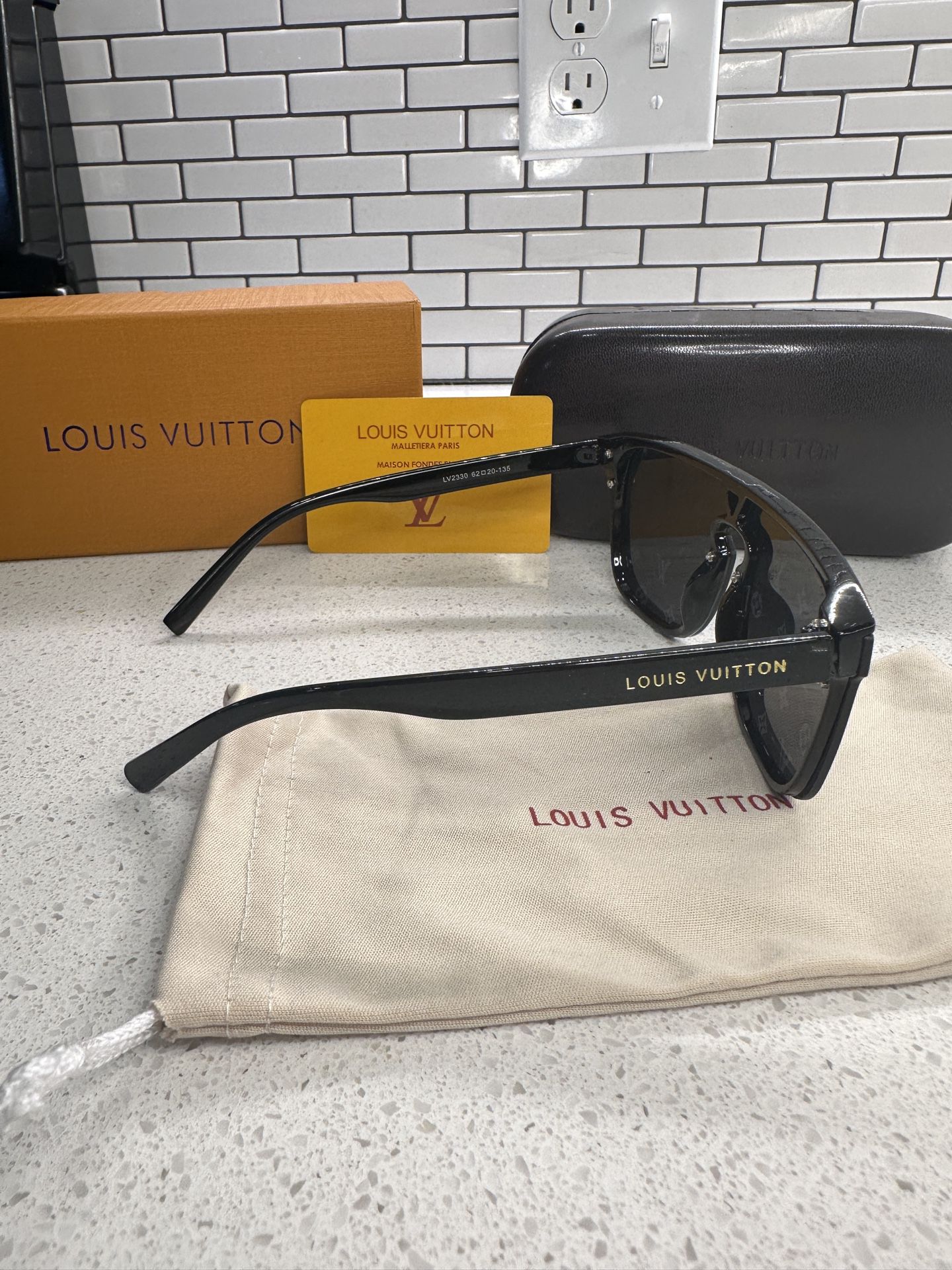 Louis VUITTON Sunglasses Louis VUITTON LV Waimea Black for Sale in Orlando,  FL - OfferUp