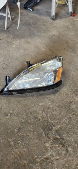 Lexus E S headlight 2004