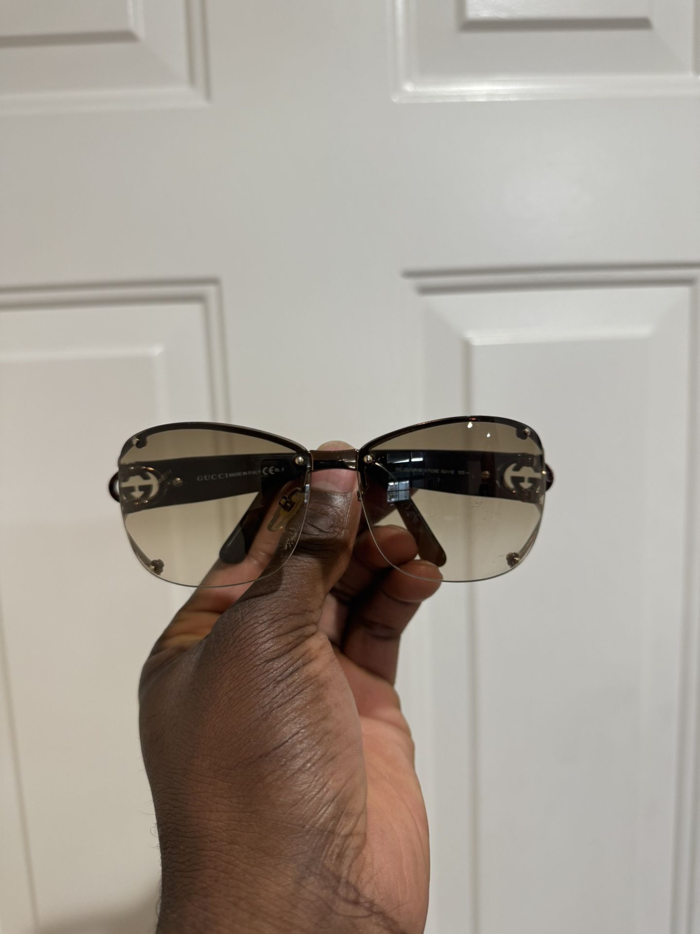 GUCCI SUNGLASSES