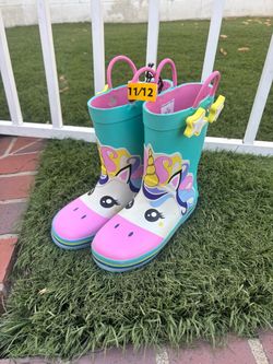 Girls Rain Boots sizes Available: 7/8,9/10,11/12,13/1